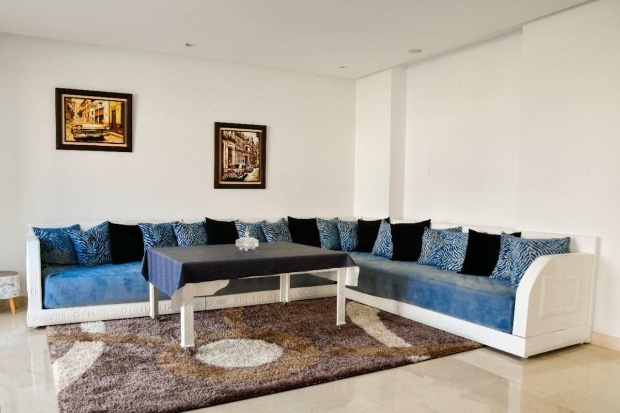 Superbe Villa Avec Piscine Plages Des Nations Rabat Exterior foto